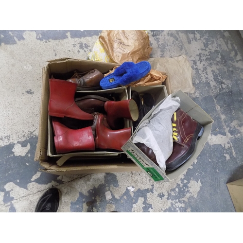 208 - Box of Shoes. Inc Vintage