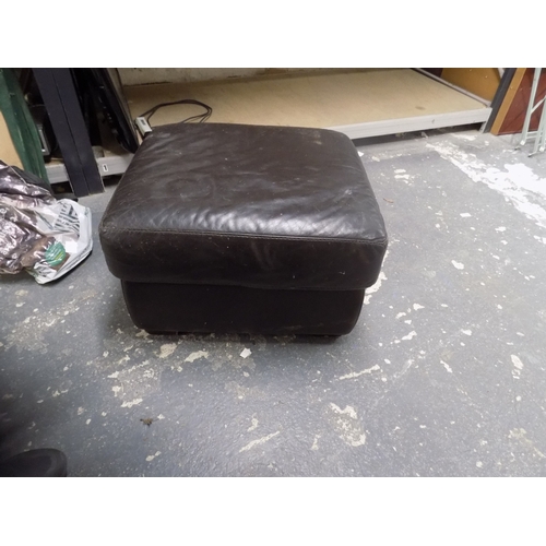 236 - Storage Pouffe