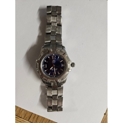 637 - Tag Heuer Navy Dial Quartz Professional Watch