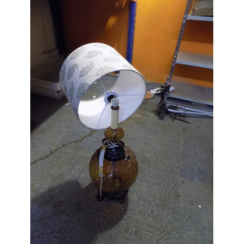 254 - Vintage Lamp