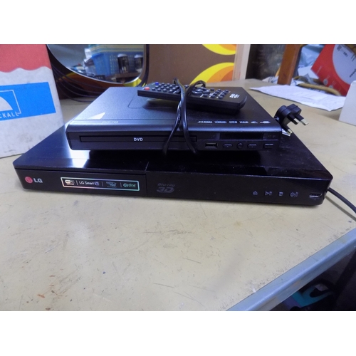 362 - DVD and Blu-Ray Player