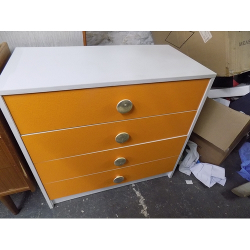 386 - Chest of Drawers