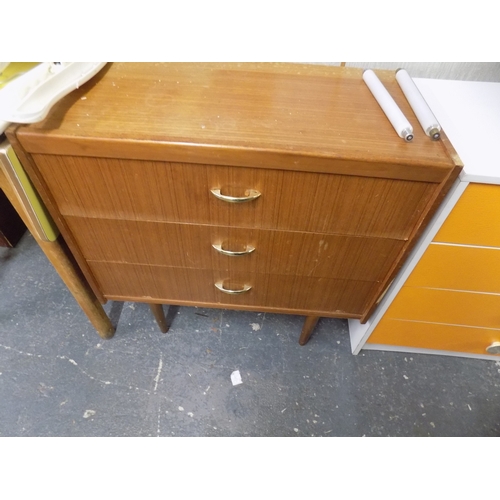 387 - Chest of Drawers