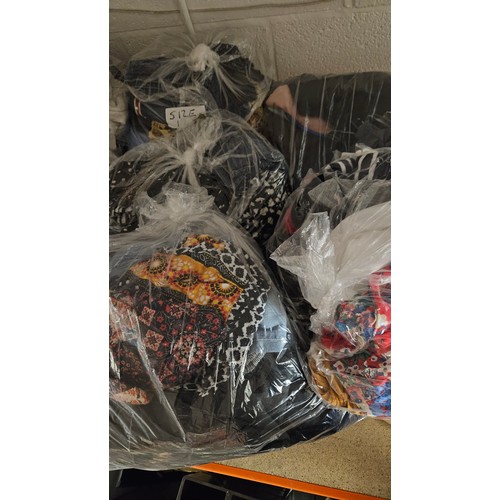 400 - 4 Bags of Clothing Size 12