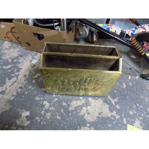 348 - Magazine Rack