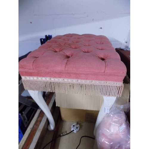 116 - Vintage Stools