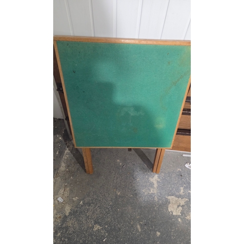 175 - Folding Card Table