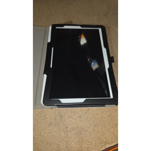 245 - 16GB Tablet