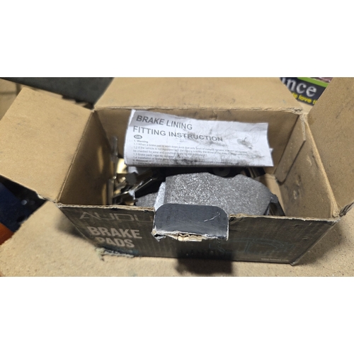 262 - Audura Brake Pads for Audi A4 B6