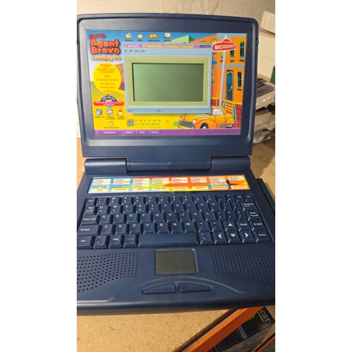 263 - Oregon Scientific Special Agent Bravo Learning PC