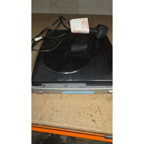 276 - Bush MTT1 Mini Turntable