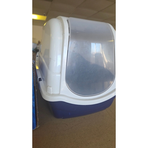 259 - A Hooded Cat Litter Box