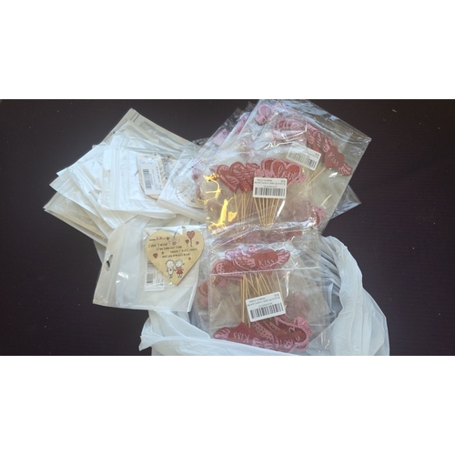 263 - An Assortment of Wholesale Valentine's Day Party Decorations and Wooden Heart Plaques