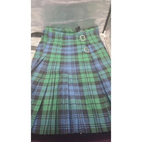 273 - Geoffrey (Tailor) Pure New Wool Traditional Scottish Kilt in Ancient Black Watch Tartan