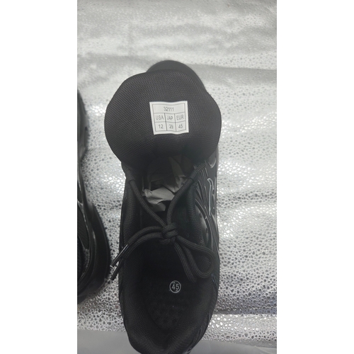 274 - A Pair of Nike Air Max Plus Triple Black Trainers Size EU45
