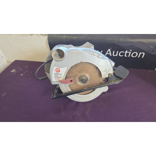 86 - Performance Power PCS1200L 1200W Laser Circular Saw working order