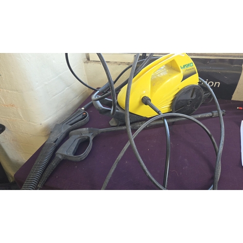98 - Lavor Koala Electric Pressure Washer with Accessories