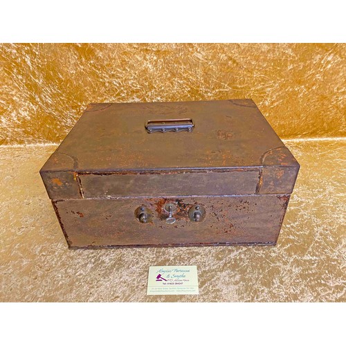 189 - Military Strong box with key