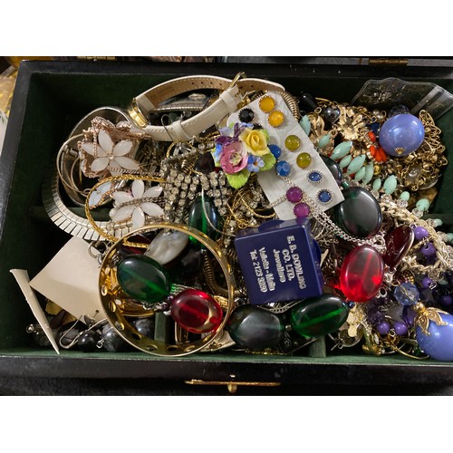 2 - A wooden jewellery box with contents