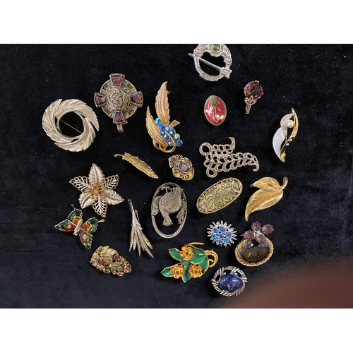 Collection of brooches