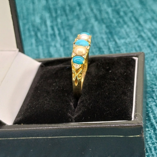 1 - 18ct Yellow Gold Georgian Ring
- Perl, Turquoise, Diamond Gallery
- 5.5g circa 1820