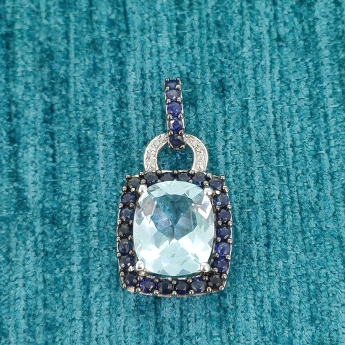 4 - 10ct White Gold Sapphire (possibly Aqua)  and Diamond 
- 3.4g