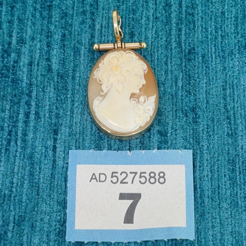 7 - 9ct Yellow Gold T Bar Cameo Pendant
- circa 1930's
- 5.5g