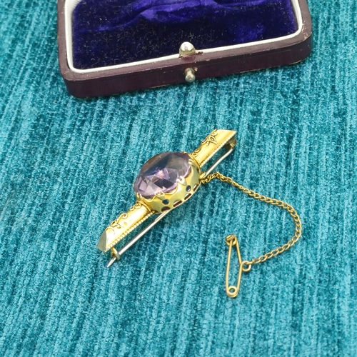 15 - Victorian 15ct Gold Amethyst Brooch
- 7.7 g