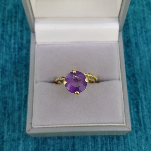 33 - Amethyst Solitaire Ladies Ring
- 1960's
14 ct Gold
- 3.6g