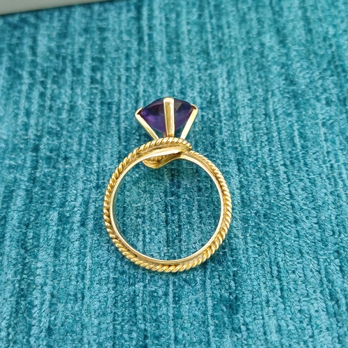 33 - Amethyst Solitaire Ladies Ring
- 1960's
14 ct Gold
- 3.6g