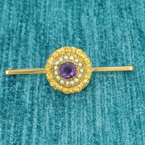 77 - 9ct and 15ct Gold Pearl and Amethyst Bar Brooch
- 8.3g