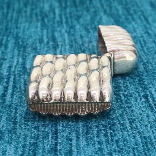 79 - Silver Vesta Case
- 16.7g