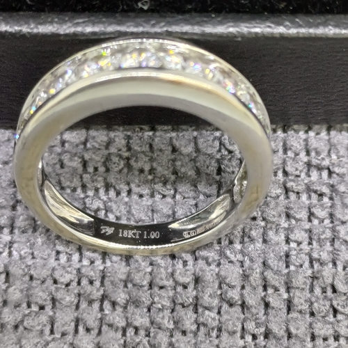 14 - Diamond Ring
- 1.00ct total
- 4.29g
Size: K
- 18ct