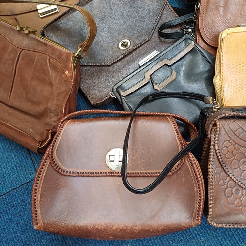 24 - Collection of Vintage Leather Hand Bags.  There is 17 in total of various sizes - clutch / hand/ sho... 