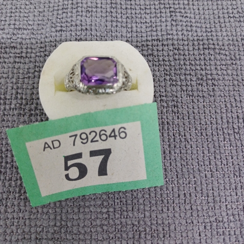 57 - Amethyst set in White gold /shank
- 18ct
- 4 g
Size: O