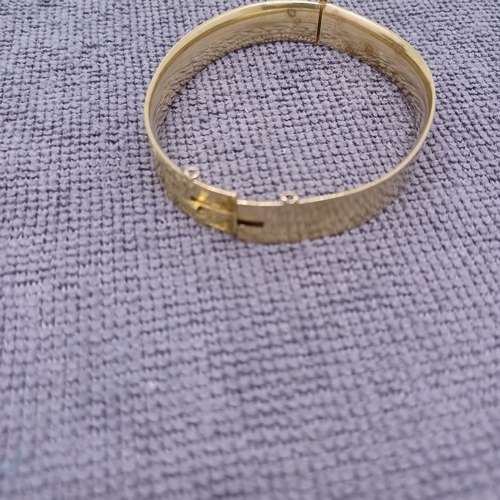 61 - 1950's Gold Press Bangle