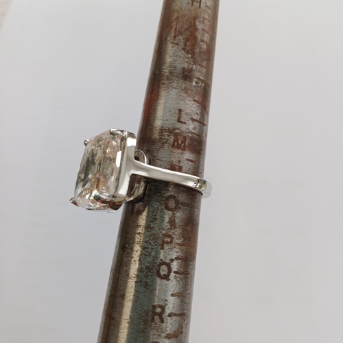 68 - This is an absolute stunning 18.5 ct Solitaire Asia Cut Diamond Ring.  This is a Lab produced Diamon... 