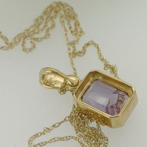 44 - A delicate Amethyst Pendant on a fine chain to complement the pendant.
- 9 ct Gold Pendant setting a... 