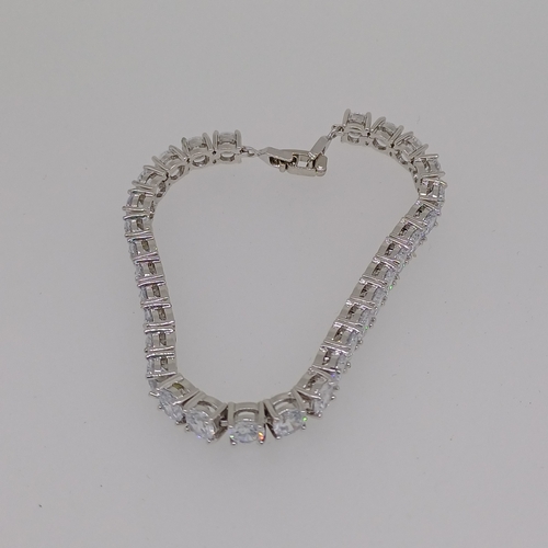 49 - 1970's Diamondique Bracelet