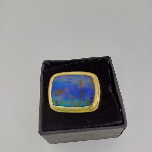 89 - Gents stunning Opal Ring
- 18 ct 
- 36g
- Size S