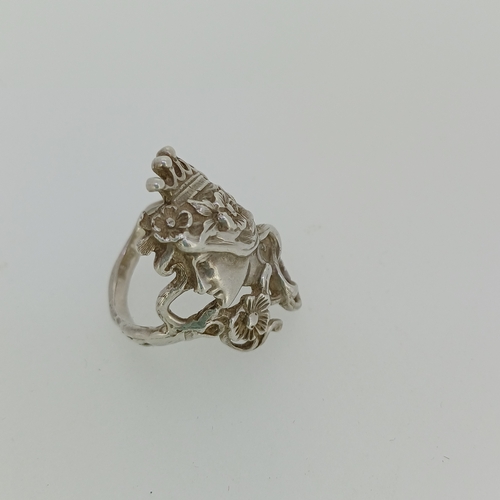 100 - Silver Ring Head and Crown Design 
- Size K