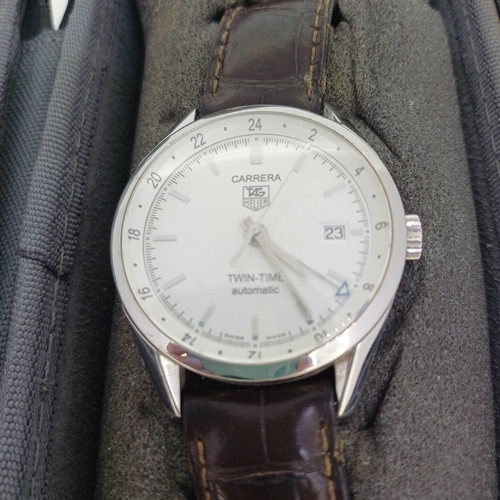 188 - This is a Lovely Gent's TAG Carrera Twin Time Automatic Watch.  This is in its original case, workin... 