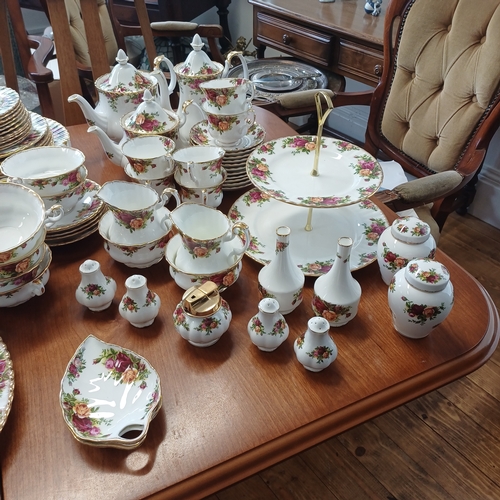 195 - A Very Large Set of Royal Albert Bone China 