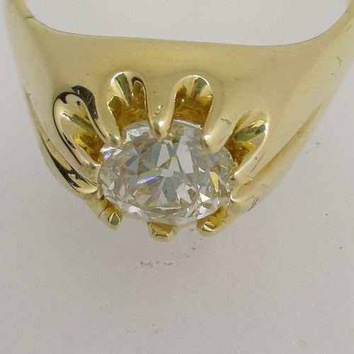 15 - This is an absolutely stunning Gents Heavy Solitaire Diamond Ring.  Bag yourselves a bargain as the ... 