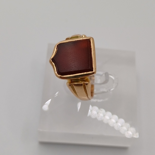 33 - A Men's Antique Victorian Carnelian Signet Ring in a Shield Design.  A really lovely piece
- 15ct ye... 