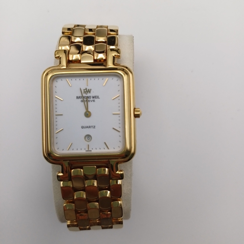 115 - Raymond Weil Gent's Gold Watch
- circa 1990's
- Excellent condition hardly worn by the Vendor
- Boxe... 