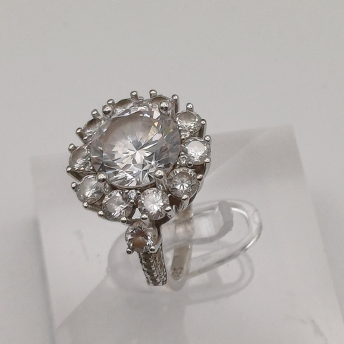 62 - Large White Stone Cluster Ring
- 925 silver
- size N
- weight 6.21g