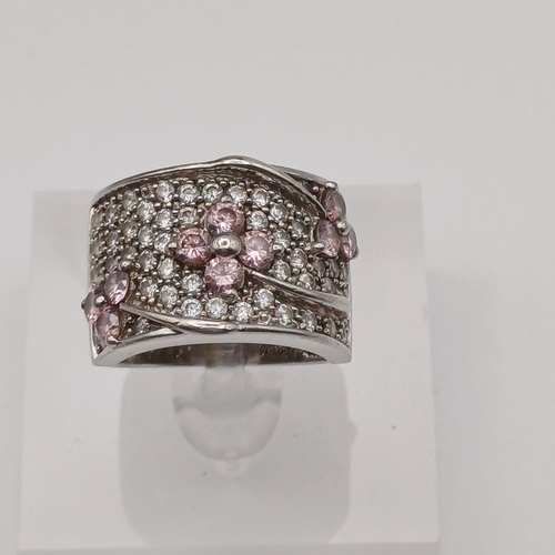 64 - Wide Ladies Ring in Silver with a Flower Design with Pink Stones
- size N
- weight 10.09g
- 925 silv... 