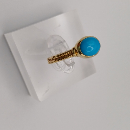 76 - Turquoise Ring
- Gold on 925 Silver
- size T
- weight 4.6g