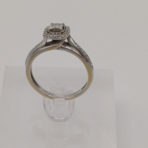 91 - Diamond Ring with the main Diamond in an Illusion Setting.
- size M
- weight 3.00g 
- 9ct white gold